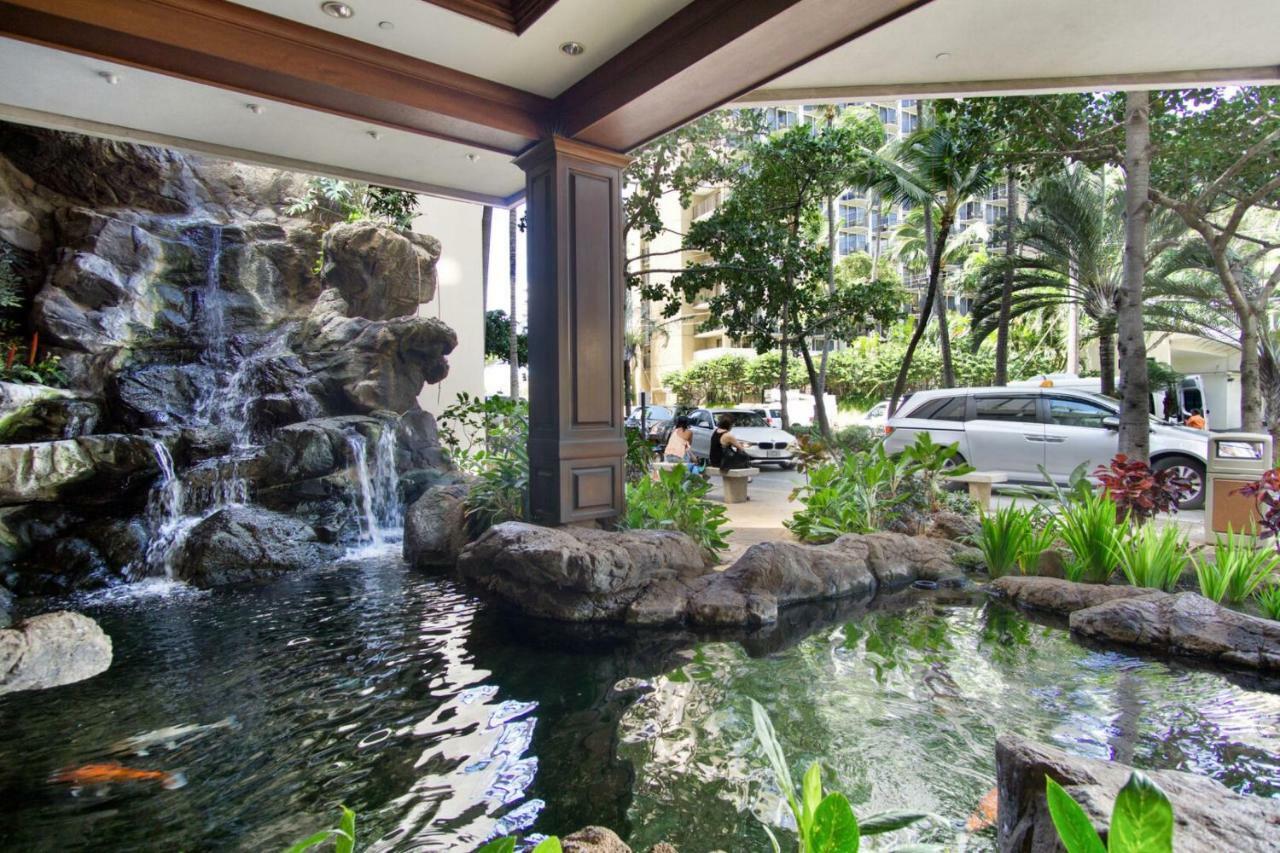 Waikiki Banyan By Koko Resorts Honolulu Dış mekan fotoğraf