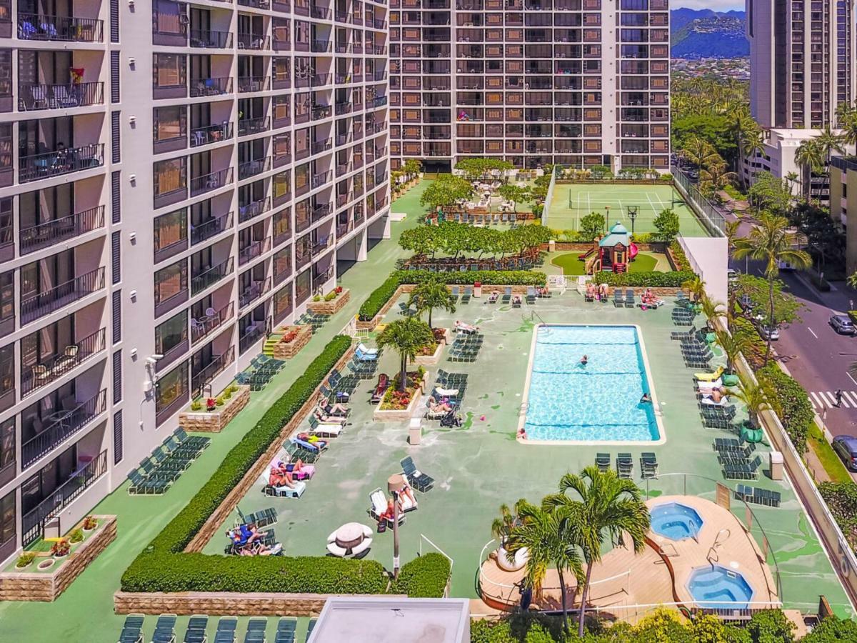 Waikiki Banyan By Koko Resorts Honolulu Dış mekan fotoğraf